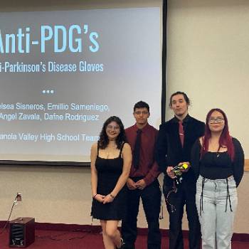 parkinsons-gloves Team from Espanola High School